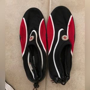 Men’s water shoes